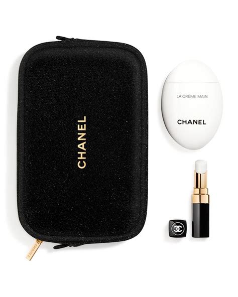 chanel moisture must-haves hand and lip care set